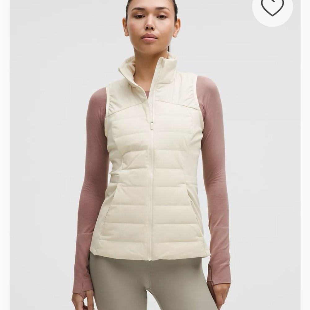 Lulu Lemon Women's Down for
It All Vest .. Light lilac color - Picture 4 of 16
